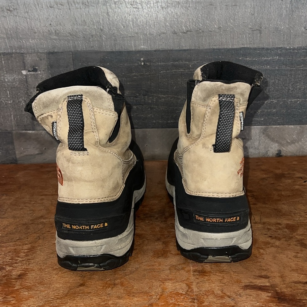 Tan And Black Weather Resistant North Face Boots - Picture 3 of 8